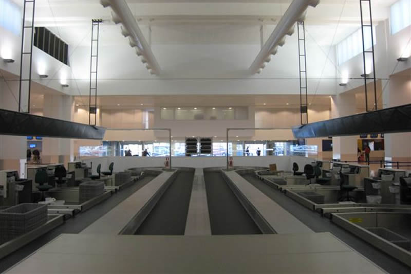 Belt Curves for Airport Baggage Handling Systems