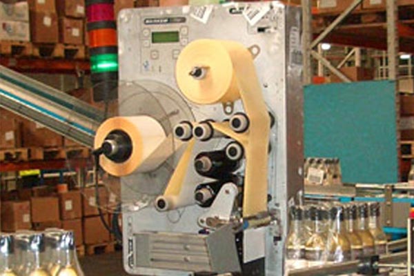 Greencroft Bottling - Convoyeur à rouleaux