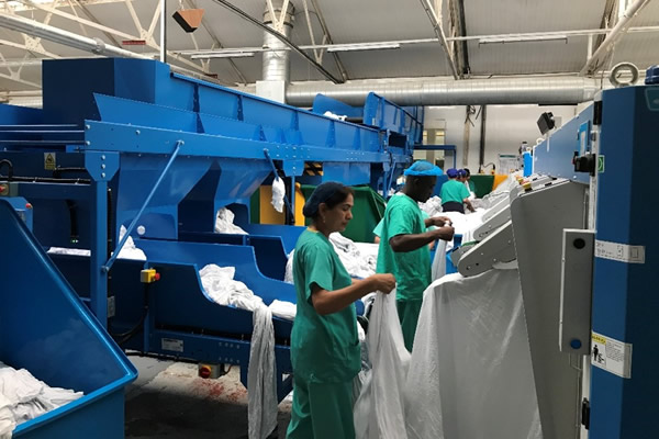 Convoyeurs de blanchisserie