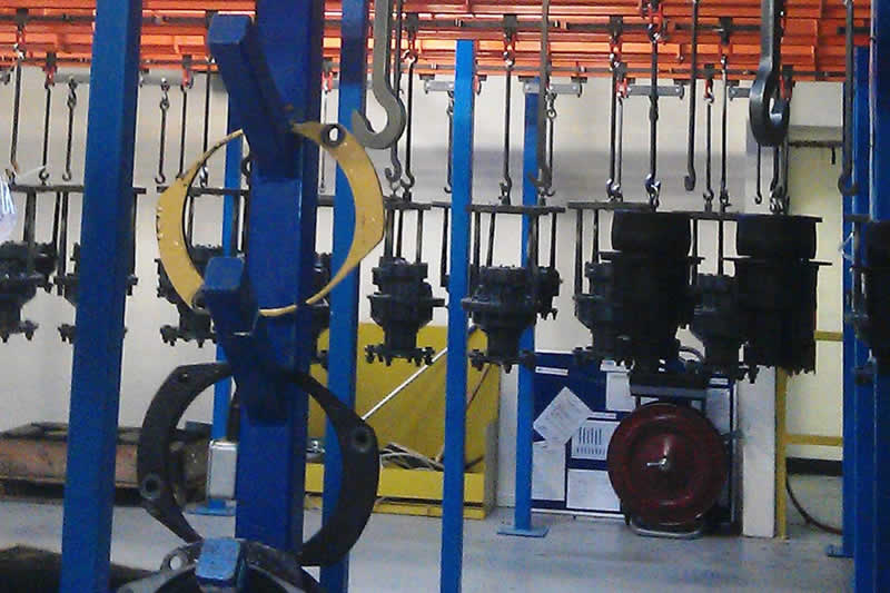 Les systèmes de convoyeurs MCM Freetrack offrent une solution flexible de manutention des matériaux MCM Freetrack Conveyor Systems Providing A Flexible Materials Handling Solution