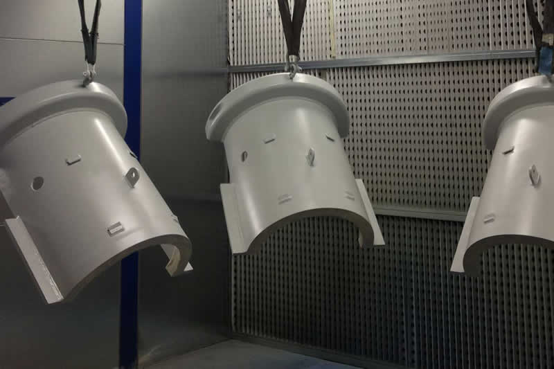 Les systèmes de convoyeurs MCM Freetrack offrent une solution flexible de manutention des matériaux MCM Freetrack Conveyor Systems Providing A Flexible Materials Handling Solution